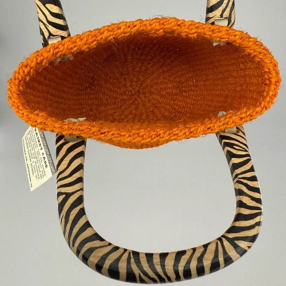 NWT Handwoven Bolga basket or bag in Sisal Orange and Zebra Combo - Picture 2 of 13